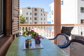 Отель Sandra Apartments  Будва